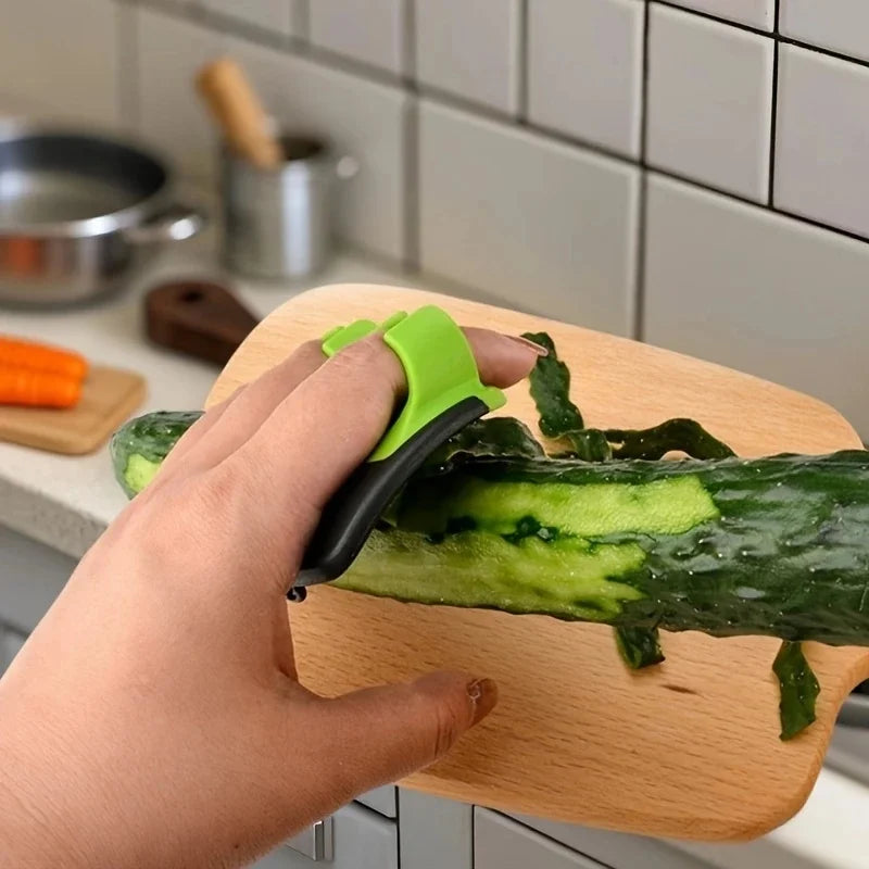 Premium Stainless Steel Kitchen Peeler - Sharp Blade with Non-Slip Grip