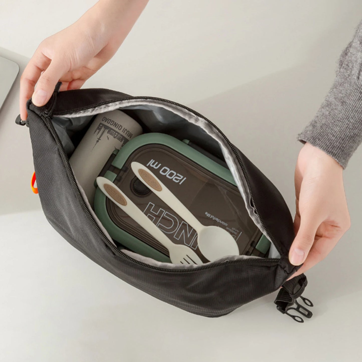Insulated Lunch Bag with Foil Lining — Portable Cooler Bag for Work, School & Picnics