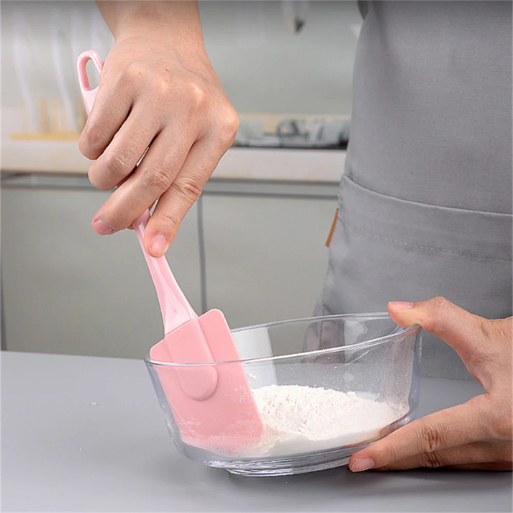 3-Piece Silicone Baking Spatula Set - Non-Stick Cream Scraper & Oil Brush with PP Handle