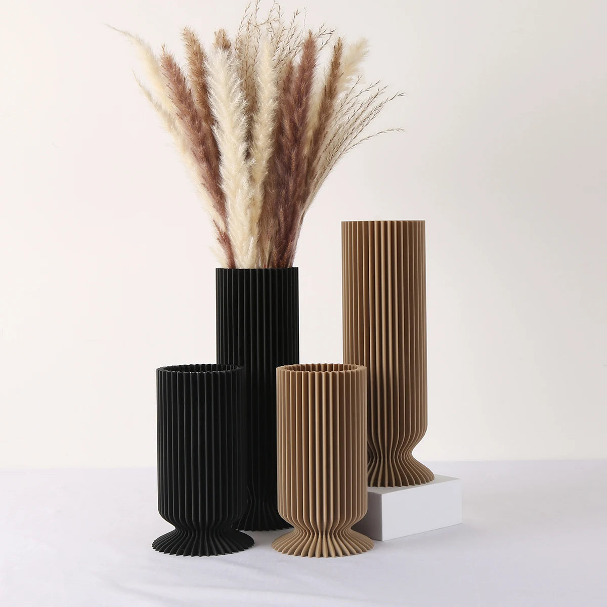 Modern Sculptural Vase - Minimalist Centerpiece